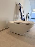 Toilet - invalide toilet met hangmechanisme, Ophalen, Gebruikt, Steen, Toilet