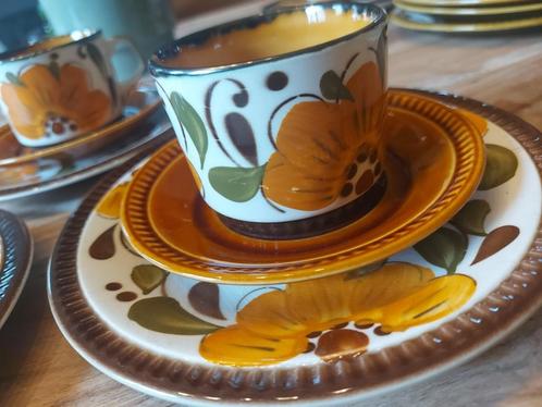 Vintage serviesonderdelen Paradiso – BOCH stijl, retro desig, Huis en Inrichting, Keuken | Servies, Gebruikt, Kop(pen) en/of Schotel(s)
