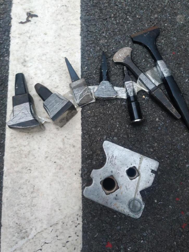 Enclume/ tas creux, Bricolage & Construction, Outillage | Outillage à main, Enlèvement