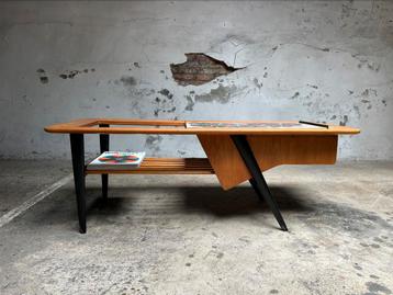Zeldzame vintage Alfred Hendrickx salontafel & bar beschikbaar voor biedingen