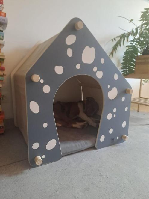 Lit/chenil pour chien (utilisage interieur), Dieren en Toebehoren, Overige Dieren-accessoires, Zo goed als nieuw, Ophalen