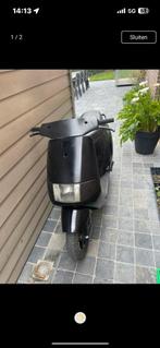 A klasse brommer (GEZOCHT) liefst een type, Fietsen en Brommers, Snorfietsen en Snorscooters, Ophalen of Verzenden, Zo goed als nieuw