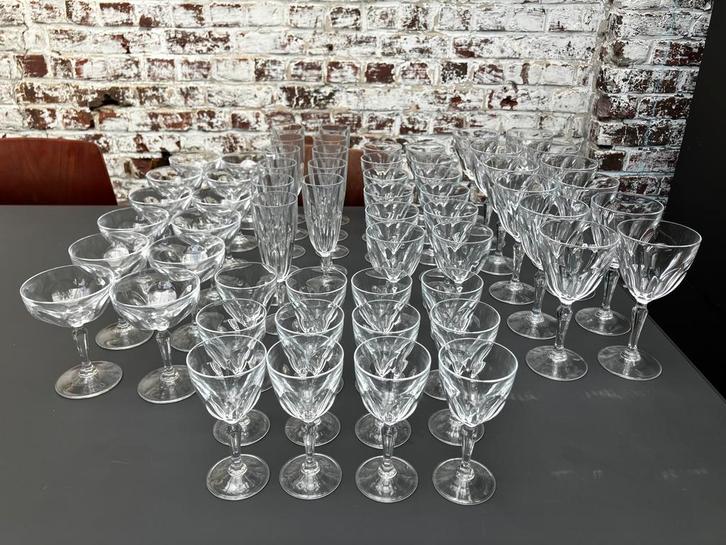 59-delig kristallen glazen set verres en cristal 6-lobbig, Antiek en Kunst, Antiek | Glaswerk en Kristal, Ophalen