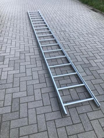 brandladder  beschikbaar voor biedingen