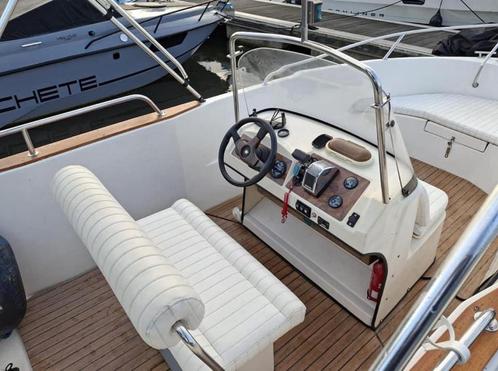 90 pk Quicksilver 550 met trailer en veel accessoires, Watersport en Boten, Motorboten en Motorjachten, Gebruikt, Polyester, Tot 6 meter
