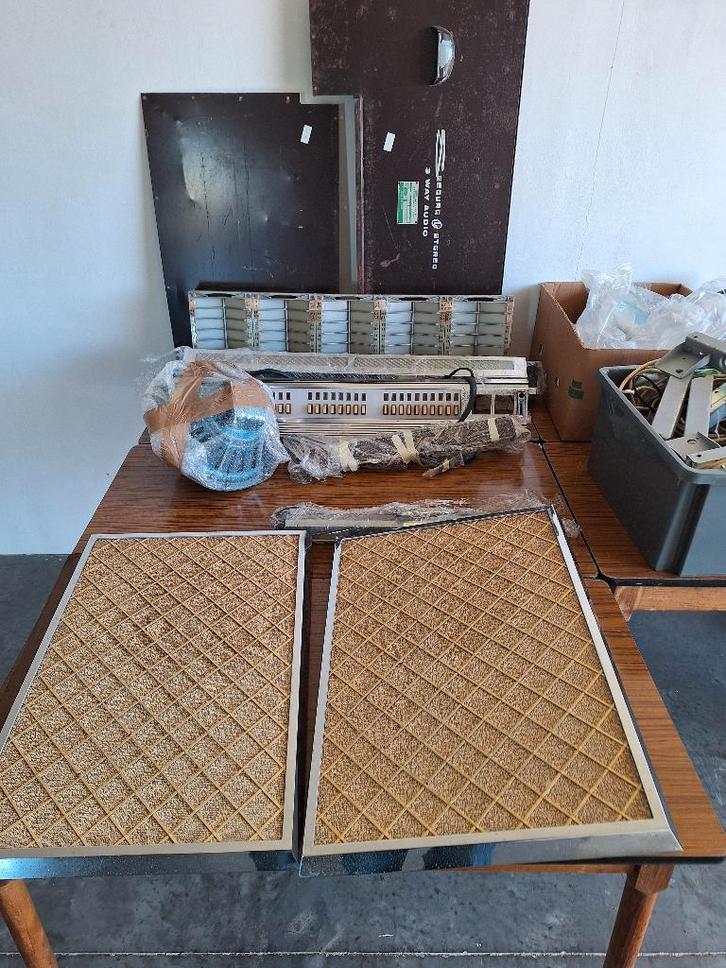 Seeburg Jukeboxen diverse onderdelen LOT, Collections, Machines | Jukebox, Utilisé, Seeburg, Enlèvement