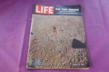 Magazine LIFE On the Moon août 1969