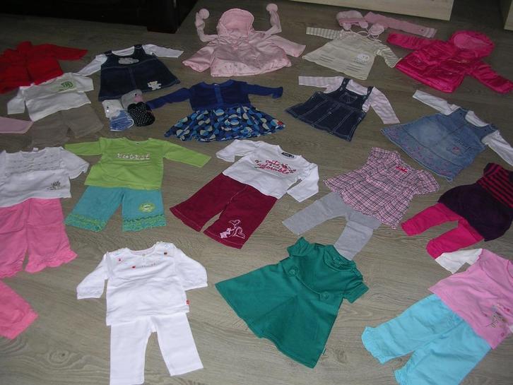 Lot met baby meisjes kledij. herfst/winter. Maat 68, Kinderen en Baby's, Babykleding | Maat 68, Zo goed als nieuw, Broekje, Ophalen of Verzenden