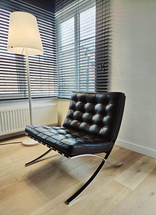 Barcelona chair,  Ludwig Mies van der Rohe - Knoll, Huis en Inrichting, Zetels | Zetels en Chaises Longues, Leer, Ophalen