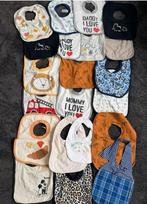 bavoirs /Bavoirs bébé 21 pièces, Enlèvement, Comme neuf