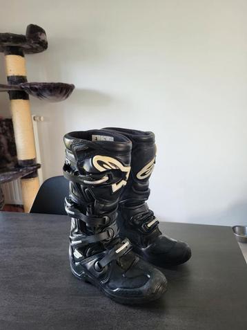 Alpinestars Tech 5 taille 40.5 comme neuf ! Enchère à 