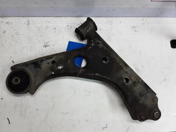 BRAS DE SUSPENSION AVANT GAUCHE (TRIANGLE) Opel Corsa D, Autos : Pièces & Accessoires, Utilisé, Opel