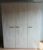 Stevige kleerkast met leggers en hanger - moderne look, Ophalen, 200 cm of meer, 150 tot 200 cm, Met hangruimte