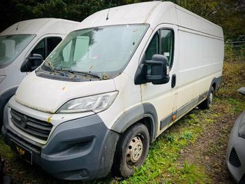 Fiat Ducato 2.3 D H2 L4 UTILITAIRE PROB MOTEUR  PROMO RENTRÉ disponible aux enchères