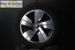 Originele Porsche Taycan Winterbanden 19 Inch 7MM Breedset, Auto-onderdelen, Banden en Velgen, Gebruikt, -, -, Banden en Velgen