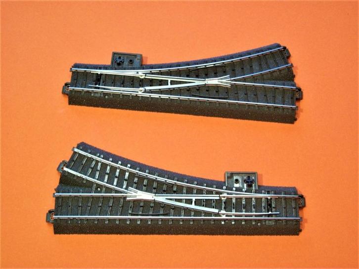 MARKLIN C-rails - Paar schakelaars R & L 24611 + 24612, Hobby en Vrije tijd, Modeltreinen | H0, Zo goed als nieuw, Rails, Wisselstroom