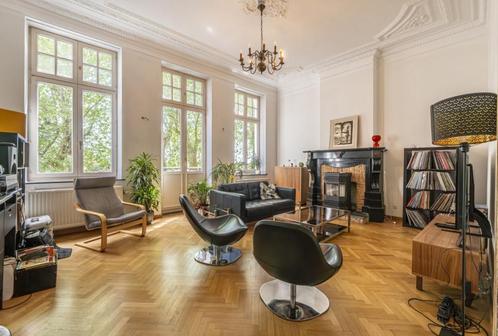 Villa à louer à Charleroi, 4 chambres, Immo, Huizen te huur, Vrijstaande woning, B
