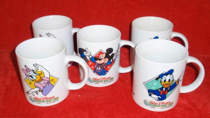 5 mokken tas Disney world on ice 1995 België voor Renault, Collections, Disney, Utilisé, Service, Donald Duck, Enlèvement ou Envoi