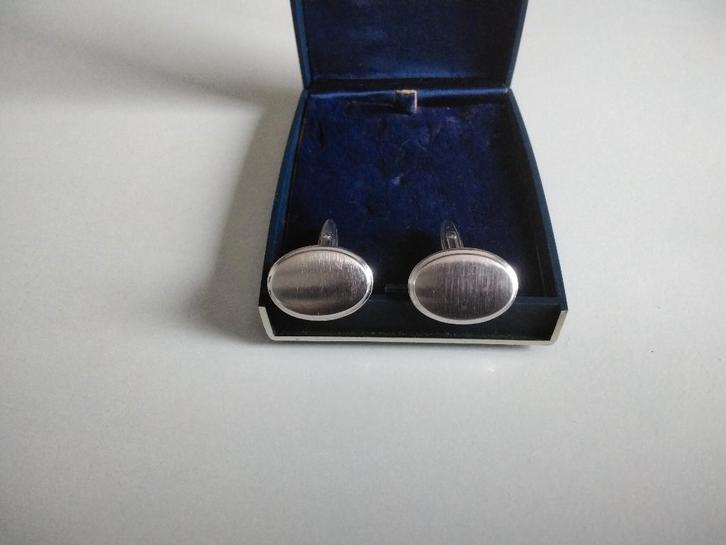 Paar zilveren manchetknopen voor heren., Handtassen en Accessoires, Manchetknopen, Zo goed als nieuw, Zilver, Ophalen of Verzenden