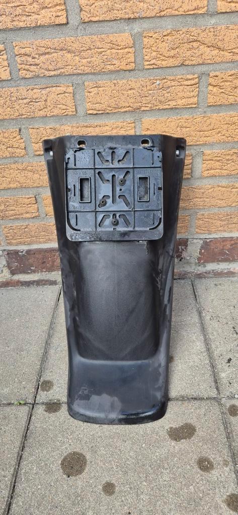 Achter kapje kymco 50cc scooter, Fietsen en Brommers, Brommeronderdelen | Algemeen, Zo goed als nieuw, Carburateur, Ophalen of Verzenden