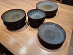 Servies met lichte beschadiging (gratis), Huis en Inrichting, Keuken | Servies, Ophalen, Gebruikt, Keramiek, Bord(en)