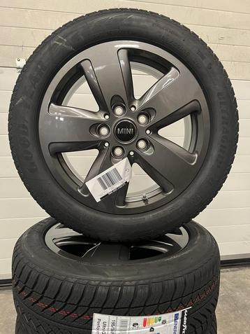 16’’ MINI COOPER BMW 1 SERIE 2SERIE F40 F41 VELGEN WINTER OR beschikbaar voor biedingen