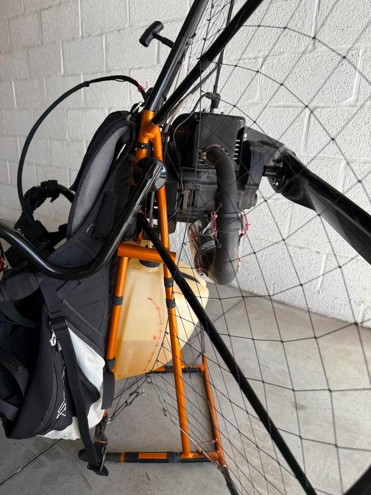 Paramoteur top 80, Sport en Fitness, Zweefvliegen en Paragliding, Zo goed als nieuw, Paramotor, Ophalen