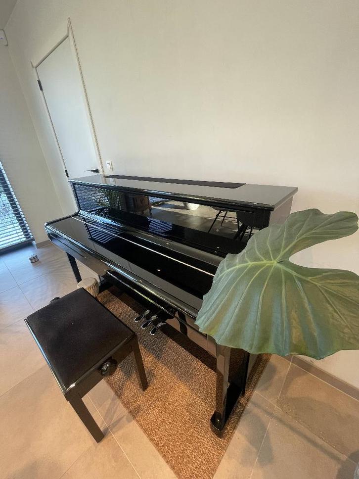 Kawai CS11 (Hybride digitale piano), Musique & Instruments, Pianos, Comme neuf, Piano, Noir, Digital, Brillant, Enlèvement