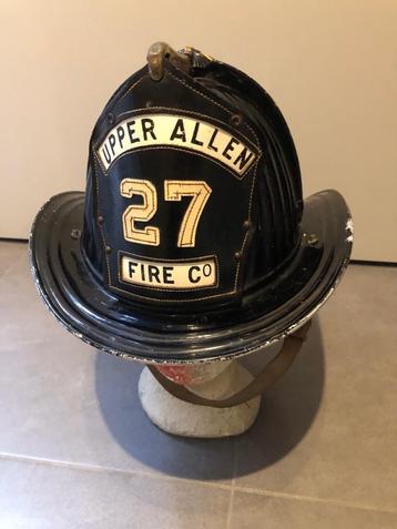 Brandweerhelm  beschikbaar voor biedingen