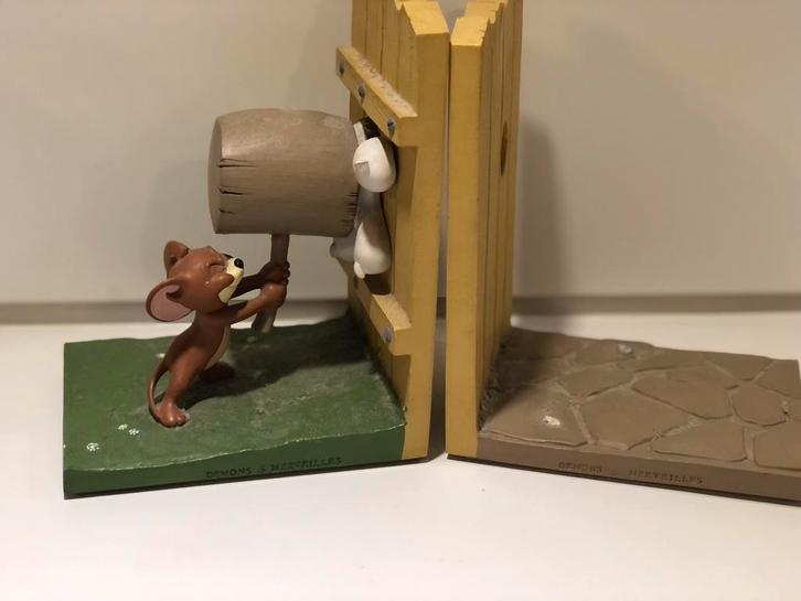 Serre livre tom & jerry - demon et merveille, Verzamelen, Beelden en Beeldjes, Zo goed als nieuw, Ophalen of Verzenden