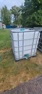 IBC watervat 1000L wit - plastiekonderstel, Tuin en Terras, Regentonnen, Ophalen, Zo goed als nieuw, Kunststof