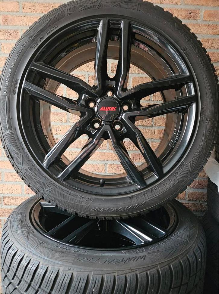 18 inch Audi VW Seat Skoda Winterset 5x112 Vredestein 7-8mm, Auto-onderdelen, Banden en Velgen, Banden en Velgen, Winterbanden