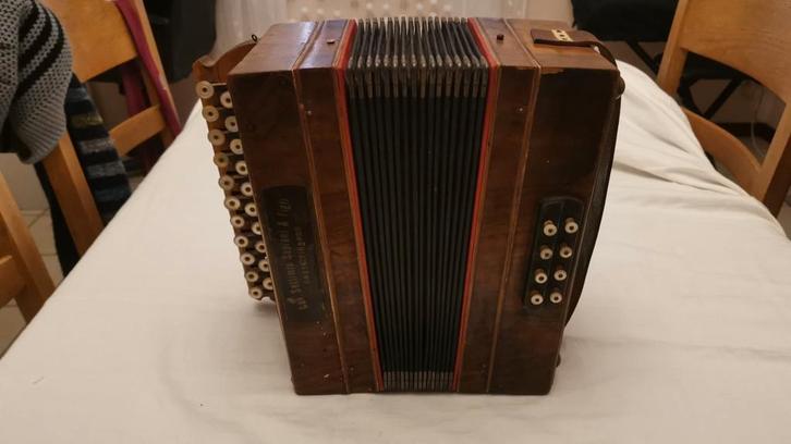Accordéon diatonique, Muziek en Instrumenten, Accordeons, Zo goed als nieuw, Knopaccordeon, Overige formaten, Overige merken, Ophalen