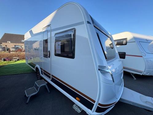Bürstner Averso 465 TS met mover en luifel, Caravans en Kamperen, Caravans, Bedrijf, tot en met 4, 1250 - 1500 kg, Rondzit, Bürstner