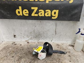Veiligheidsgordel links-voor van een Toyota Aygo beschikbaar voor biedingen