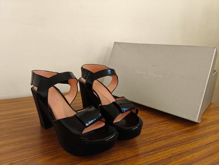 Robert Clergerie Paris hakken maat 39, Kleding | Dames, Schoenen, Ophalen of Verzenden