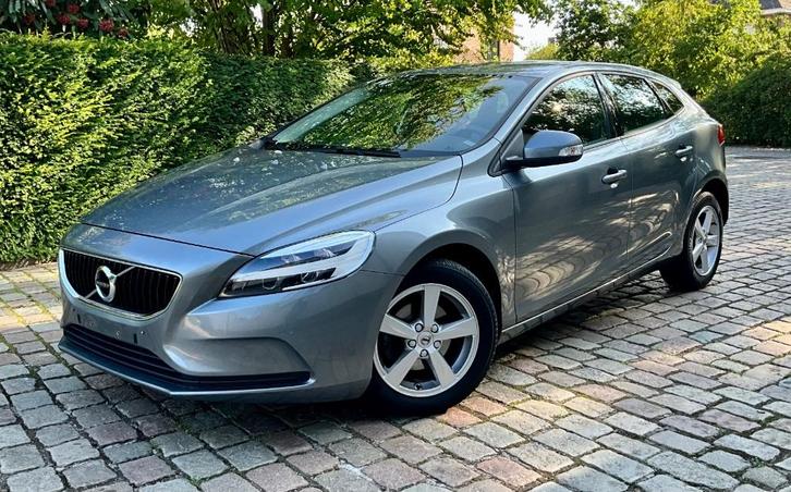 Volvo V40 D2 2.0d van 2018 ### 33000 km ###, Auto's, Volvo, Bedrijf, Te koop, V40, ABS, Adaptieve lichten, Airbags, Bluetooth