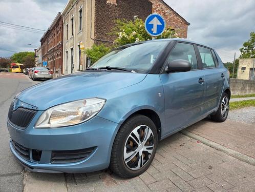 Skoda Fabia 1.2TDi Euro5*Prête a immatriculée !!, Auto's, Skoda, Particulier, Fabia, Airbags, Centrale vergrendeling, Metaalkleur