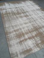 Nieuw tapijt van goede kwaliteit, Huis en Inrichting, Ophalen, Nieuw