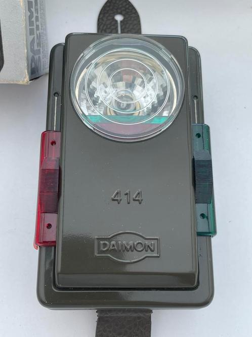Militaire VINTAGE flashlight DAIMON 414, Verzamelen, Militaria | Algemeen, Landmacht, Overige typen, Ophalen of Verzenden