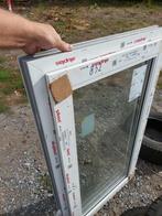 Onderstel 62,5x110,5, Doe-het-zelf en Bouw, Ophalen, Zo goed als nieuw