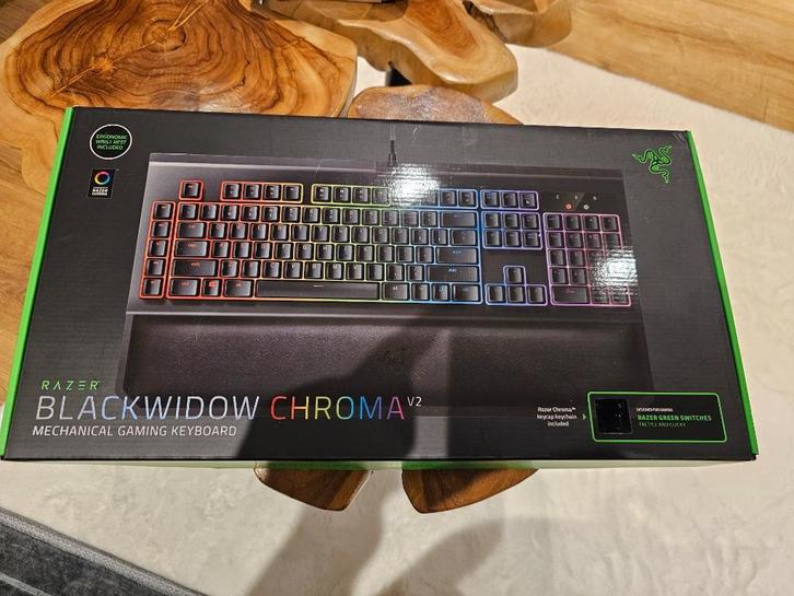 razer blackwidow chroma v2 toetsenbord, Computers en Software, Toetsenborden, Gebruikt, Azerty, Bedraad, Ergonomisch, Gaming toetsenbord