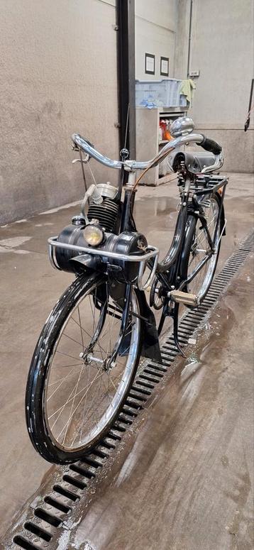 Prachtige SOLEX 330 uit 1955 beschikbaar voor biedingen