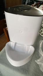 Automatische voederbak kat hond, Dieren en Toebehoren, Ophalen of Verzenden, Gebruikt