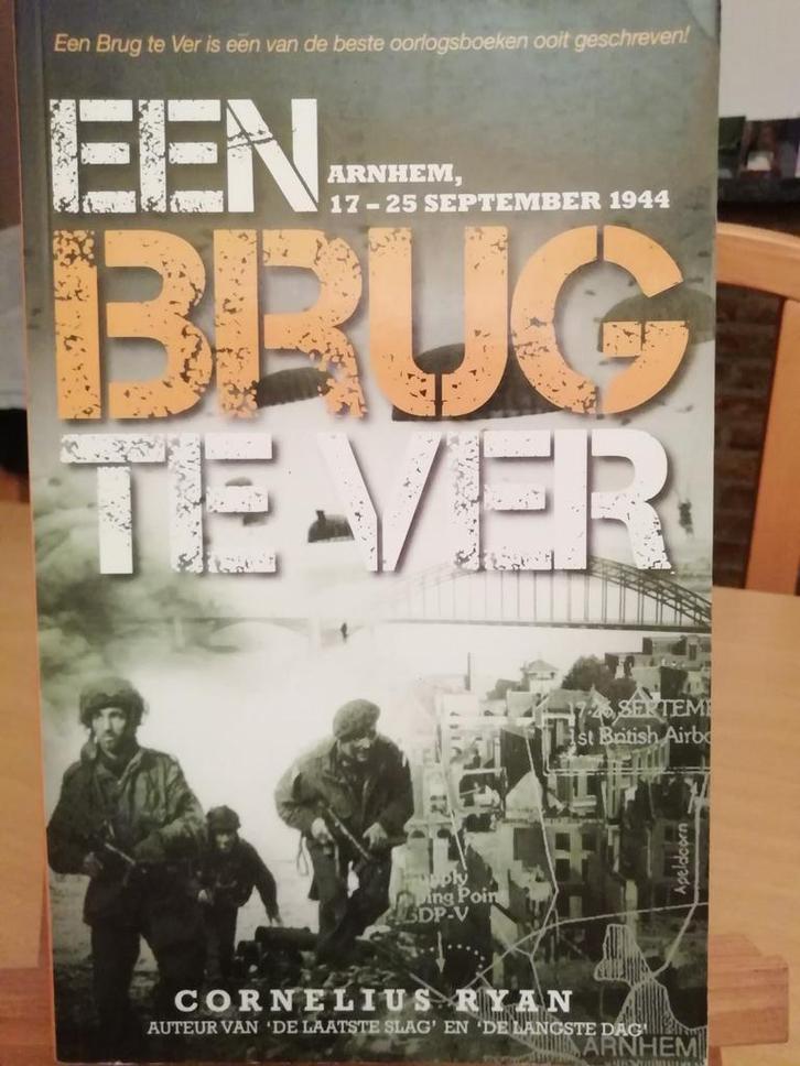 Cornelius Ryan - Een brug te ver, Boeken, Oorlog en Militair, Zo goed als nieuw, Ophalen of Verzenden