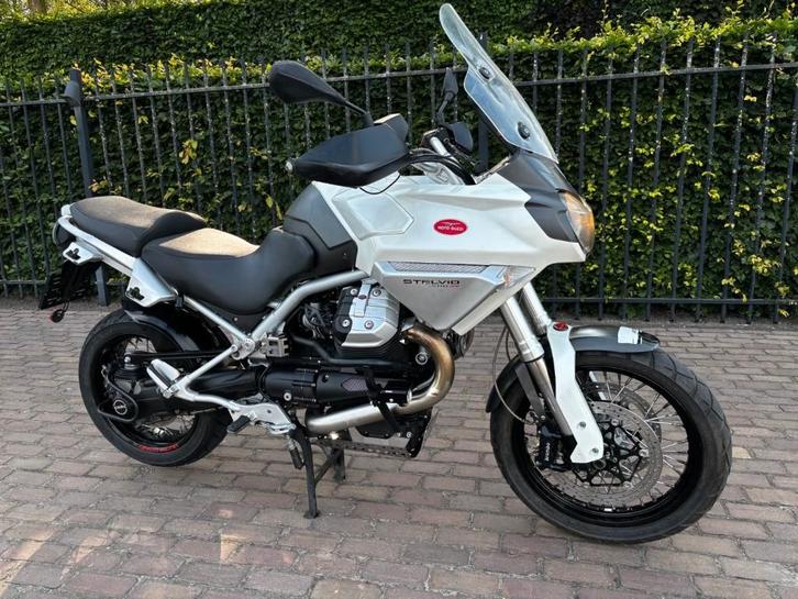 Moto guzzi Stelvio 1200, Motoren, Motoren | Moto Guzzi, Bedrijf, Toermotor, meer dan 35 kW, 2 cilinders, Motorrijbewijs A, Ophalen