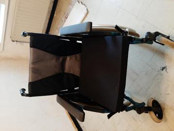 Rolstoel merk Invacare. beschikbaar voor biedingen
