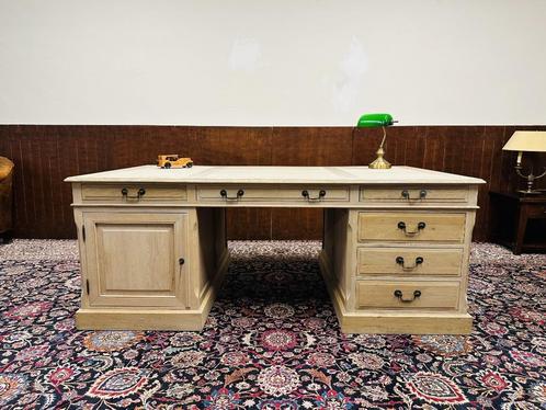 Klassiek Engels Blank Eiken Eichholtz Bureau Partnerdesk, Antiek en Kunst, Antiek | Kantoor en Zakelijk, Ophalen of Verzenden