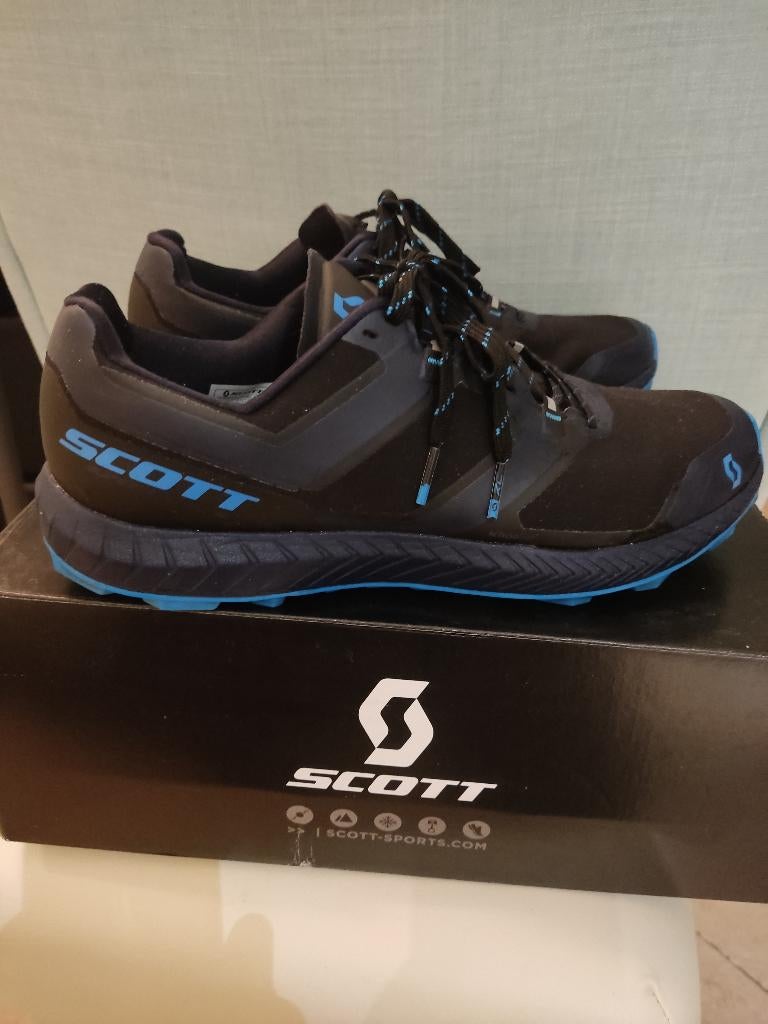 SCOTT-Running-Supertrac RC2 Running (uitstekende conditie.), Blauw, Sportschoenen, Ophalen of Verzenden, Zo goed als nieuw