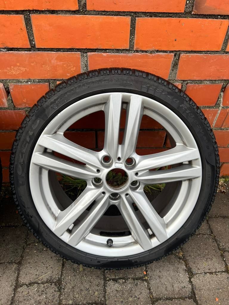 Bmw 18” M velgen Breedset “nieuwe banden” / Winterset, Auto-onderdelen, Banden en Velgen, Ophalen, 18 inch, Banden en Velgen, Winterbanden
